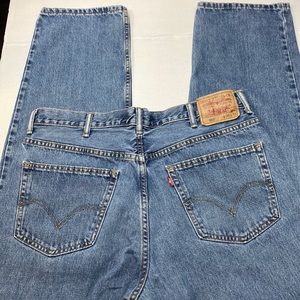 Levi Strauss 550 Men Relaxed Fit Blue Jeans Size 38x32.